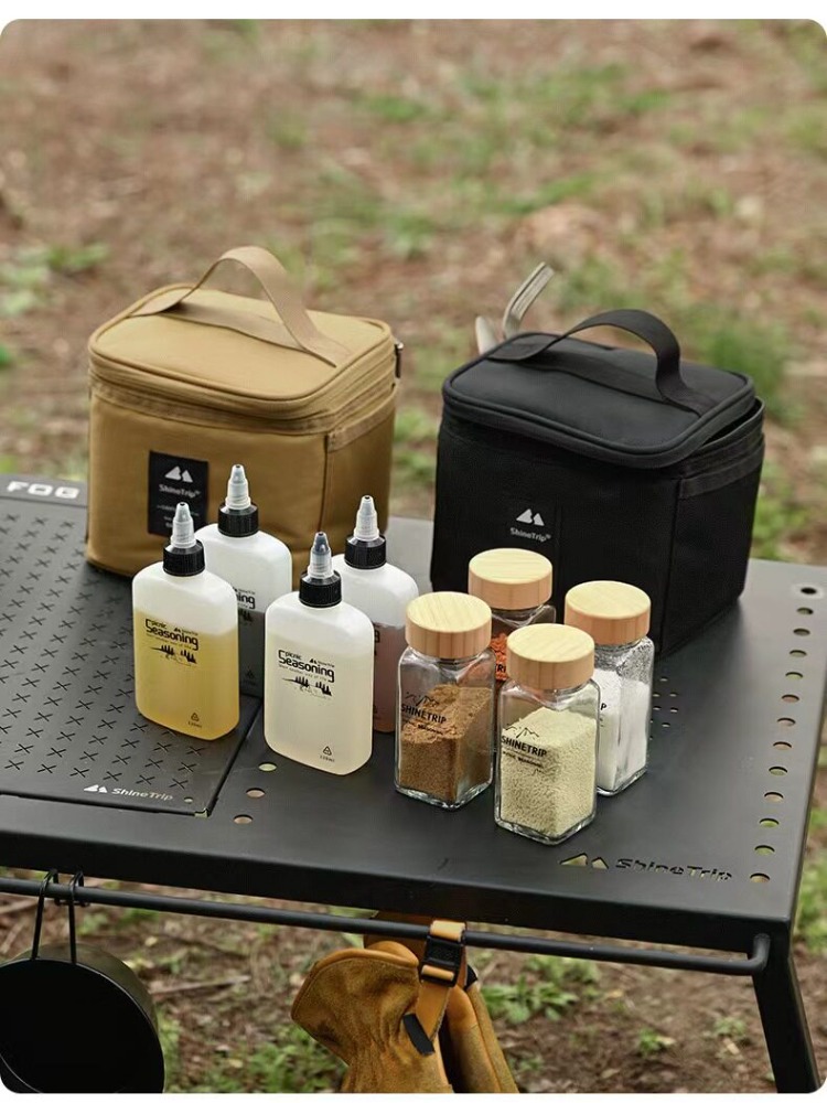 Set di bottiglie per condiment - Camping Cooking Set With Bag recensione e prezzo